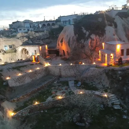 Cappadocia St.nino's Garden ベッド・アンド・ブレックファスト Ortahisar