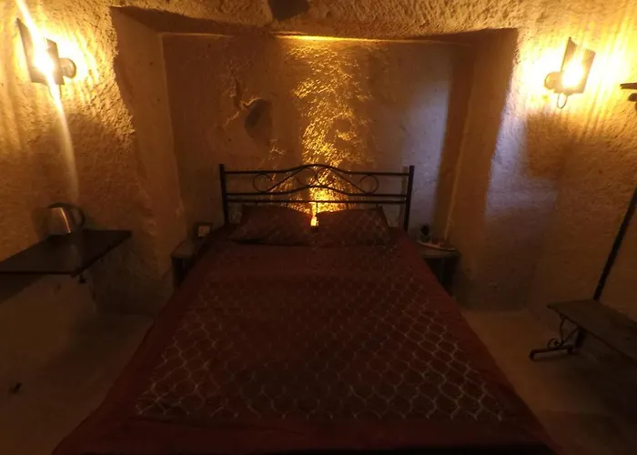 Frühstückspension Cappadocia St.nino's Garden 3*